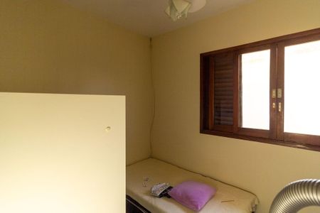 Casa à venda com 200m², 3 quartos e 2 vagasQuarto 2