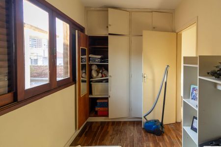 Casa à venda com 200m², 3 quartos e 2 vagasQuarto 2