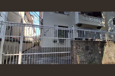 Apartamento para alugar com 109m², 3 quartos e sem vagaFachada