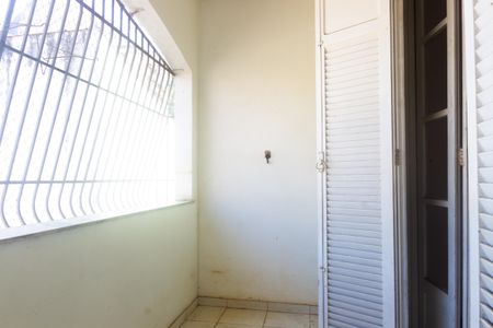 Apartamento para alugar com 109m², 3 quartos e sem vagaVaranda