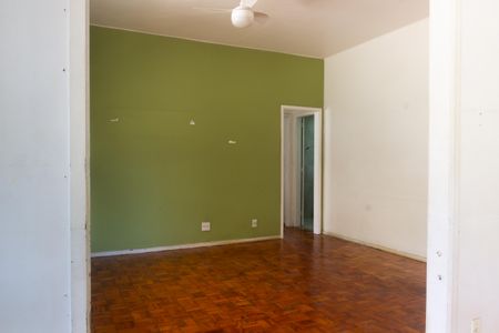 Apartamento para alugar com 109m², 3 quartos e sem vagaSala