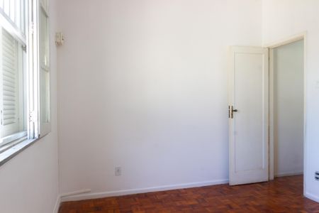 Apartamento para alugar com 109m², 3 quartos e sem vagaQuarto 2
