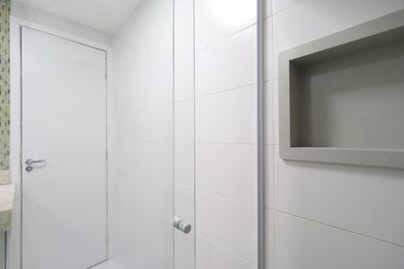 Banheiro  de apartamento para alugar com 1 quarto, 33m² em Barra Funda, São Paulo