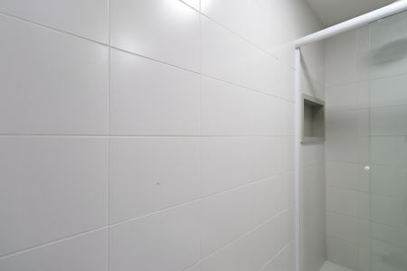 Banheiro  de apartamento para alugar com 1 quarto, 33m² em Barra Funda, São Paulo