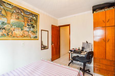 Casa à venda com 245m², 3 quartos e 4 vagasSuíte 1