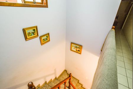 Casa à venda com 245m², 3 quartos e 4 vagasEscada