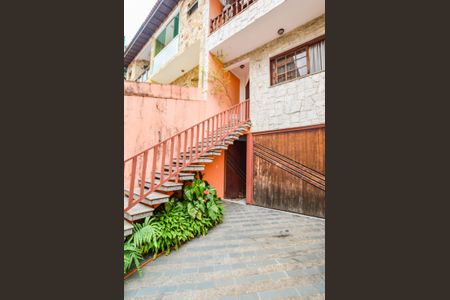 Casa à venda com 245m², 3 quartos e 4 vagasEntrada