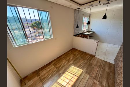 Sala de casa para alugar com 2 quartos, 60m² em Parque Santos Dumont, Guarulhos