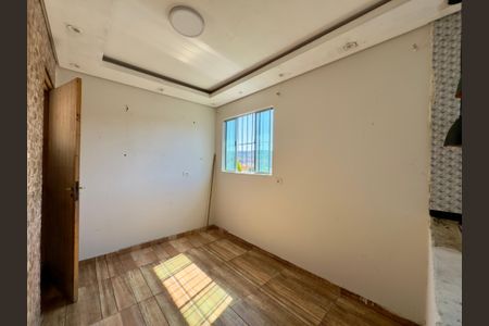 Sala de casa para alugar com 2 quartos, 60m² em Parque Santos Dumont, Guarulhos