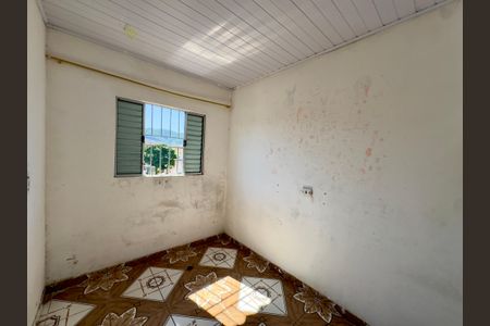 Quarto 2 de casa para alugar com 2 quartos, 60m² em Parque Santos Dumont, Guarulhos