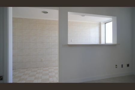 Apartamento para alugar com 60m², 2 quartos e sem vagaCozinha 