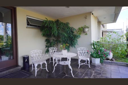 Apartamento para alugar com 60m², 2 quartos e sem vagaÁrea comum