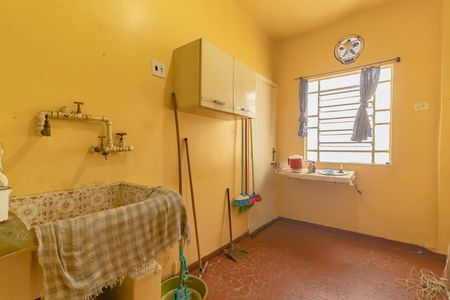 Casa à venda com 147m², 2 quartos e 1 vaga