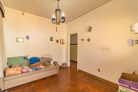 Casa à venda com 147m², 2 quartos e 1 vaga