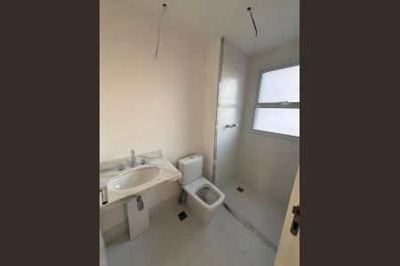 Apartamento para alugar com 152m², 3 quartos e 3 vagasBanheiro