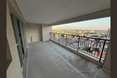 Apartamento para alugar com 152m², 3 quartos e 3 vagasVaranda