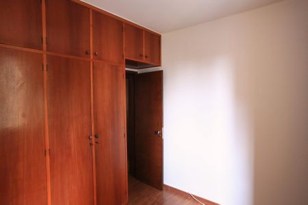 Quarto 1 de apartamento para alugar com 2 quartos, 90m² em Sion, Belo Horizonte