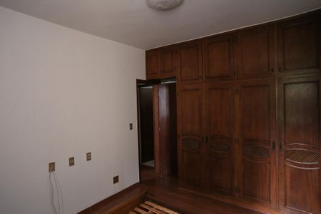 Apartamento para alugar com 90m², 2 quartos e 1 vagaQuarto