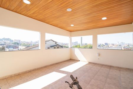 Casa para alugar com 65m², 2 quartos e sem vagaVaranda