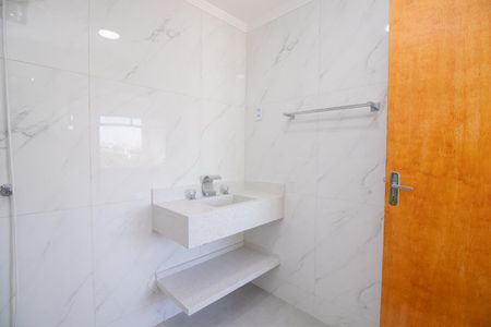 Banheiro de casa para alugar com 2 quartos, 65m² em Vila Nhocuné, São Paulo