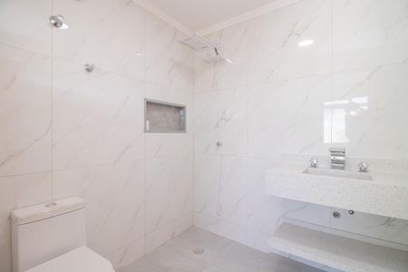 Casa para alugar com 65m², 2 quartos e sem vagaBanheiro