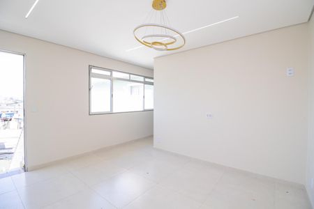 Casa para alugar com 65m², 2 quartos e sem vagaSala