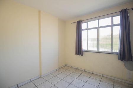 Quarto 1 de apartamento para alugar com 2 quartos, 55m² em Alcantara, São Gonçalo