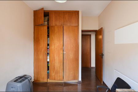 Apartamento à venda com 138m², 4 quartos e 2 vagasQuarto 2