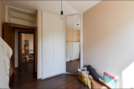 Apartamento à venda com 138m², 4 quartos e 2 vagasQuarto 3