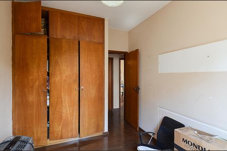 Apartamento à venda com 138m², 4 quartos e 2 vagasQuarto 2