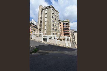 Apartamento à venda com 138m², 4 quartos e 2 vagasFachada