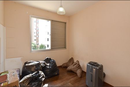 Apartamento à venda com 138m², 4 quartos e 2 vagasQuarto 2