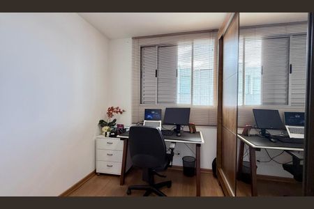 Escritório de apartamento à venda com 4 quartos, 105m² em Buritis, Belo Horizonte