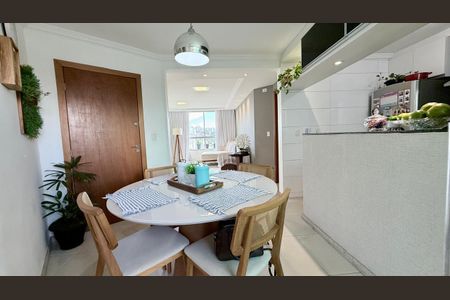 Apartamento à venda com 105m², 4 quartos e 3 vagasCopa