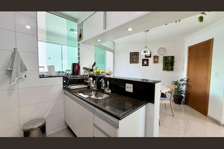 Apartamento à venda com 105m², 4 quartos e 3 vagasCozinha
