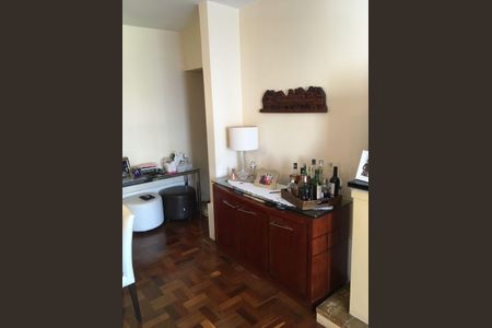 Apartamento para alugar com 77m², 2 quartos e 1 vaga Apartamento para alugar com 77m², 2 quartos e 1 vagaSala