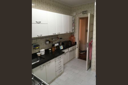 Apartamento para alugar com 77m², 2 quartos e 1 vaga Apartamento para alugar com 77m², 2 quartos e 1 vagaCozinha