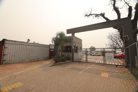 Apartamento à venda com 57m², 2 quartos e 1 vagaFachada e portaria