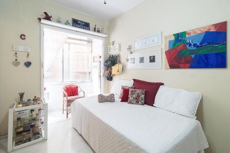 Apartamento à venda com 104m², 3 quartos e sem vagaquarto 3