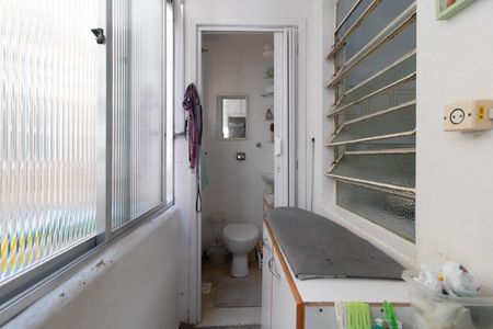 Apartamento à venda com 104m², 3 quartos e sem vagaCozinha e Área de Serviço