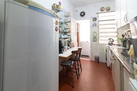 Apartamento à venda com 104m², 3 quartos e sem vagaCozinha e Área de Serviço