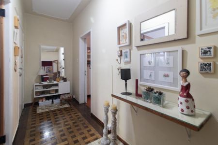 Apartamento à venda com 104m², 3 quartos e sem vagaCorredor