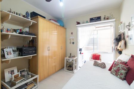 Apartamento à venda com 104m², 3 quartos e sem vagaquarto 3