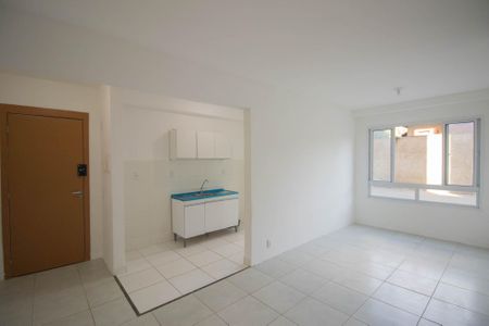 Sala de apartamento para alugar com 2 quartos, 55m² em Vista Alegre, São Gonçalo