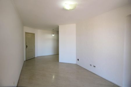 Apartamento à venda com 78m², 3 quartos e 1 vagaSala