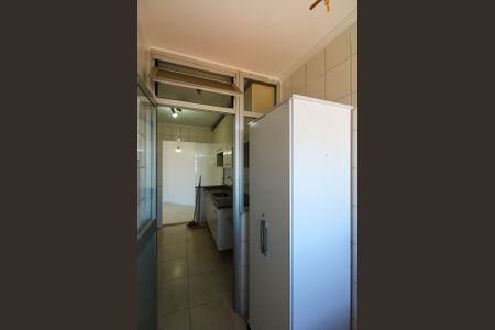 Apartamento à venda com 78m², 3 quartos e 1 vagaÁrea de Serviço
