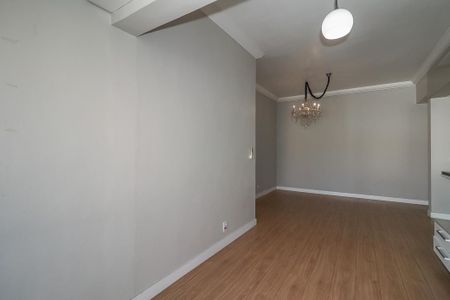 Sala de apartamento para alugar com 3 quartos, 75m² em Sarandi, Porto Alegre