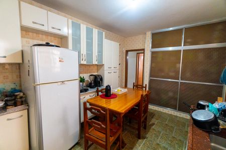 Casa à venda com 185m², 2 quartos e 3 vagasCozinha