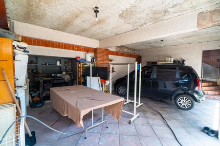 Casa à venda com 185m², 2 quartos e 3 vagasGaragem