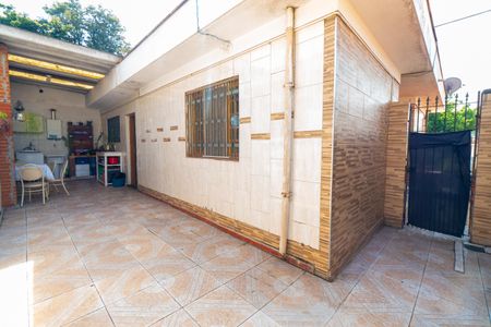 Casa à venda com 185m², 2 quartos e 3 vagasQuintal